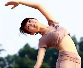 呼和浩特肤康腋下出汗有异味怎么办?